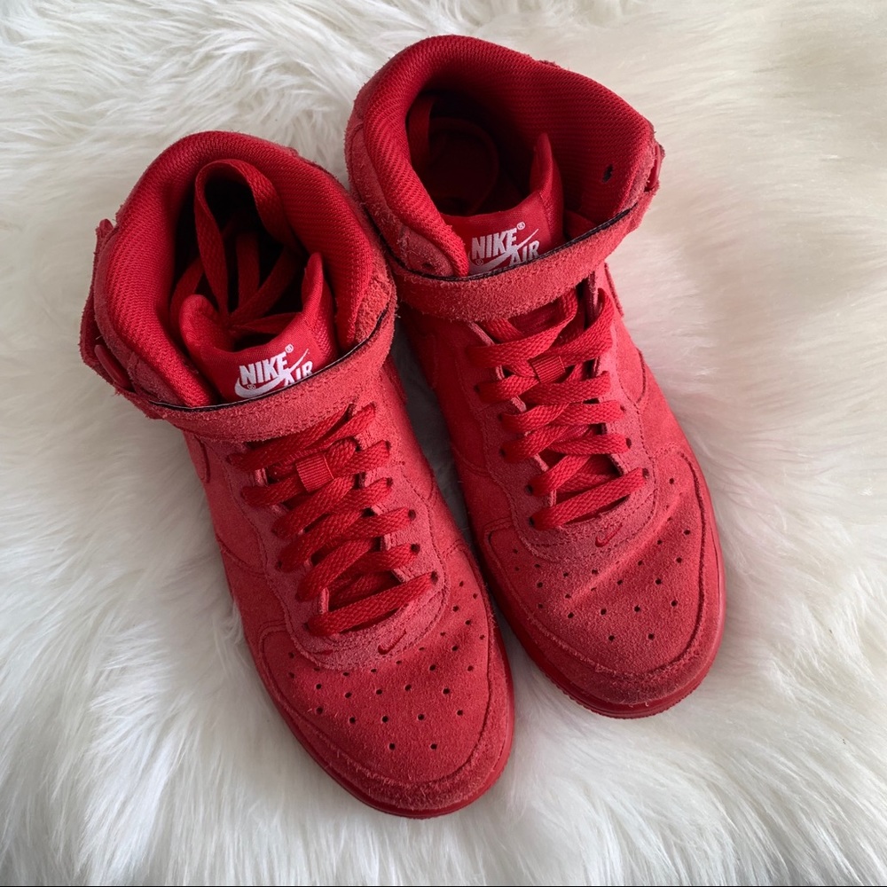 Nike Air Force Ones Sneakers